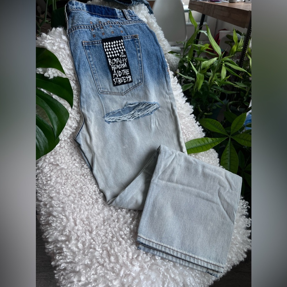 More pictures- 👖 Authentic Ksubi Jeans - Love the different style!